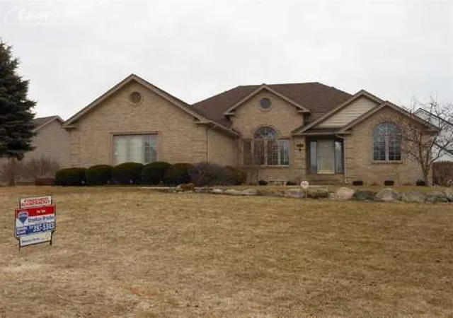 1st image of 5520 Green Bank Dr, Grand Blanc, MI 48439 | MLS# 20396489