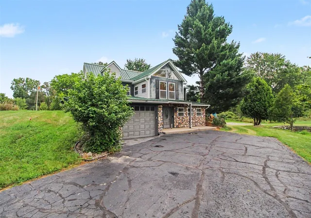 Photo 3 of Single family home for sale at 123 S Freer Rd, Chelsea, MI 48118 | MLS# 70554270 | Listing updated on 2026-10-01