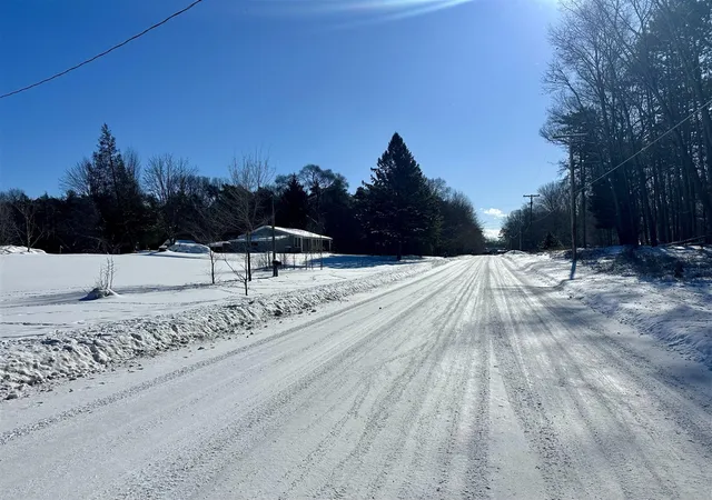Photo 3 of Sale Pending at 3505 65th Street, Saugatuck, MI 49453 | MLS# 70512941 | Listing updated on 2026-05-19