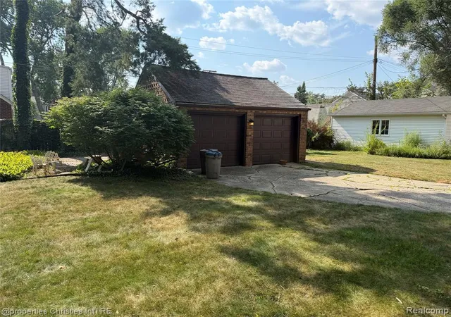 Photo 5 of Single family home for sale at 623 Coolidge Rd, Birmingham, MI 48009 | MLS# 61016242 | Listing updated on 2026-08-17