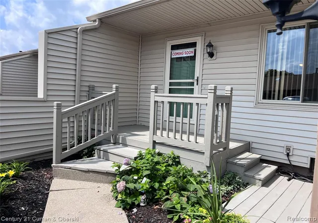 Homes for sale in South Lyon, MI | 61958 Ticonderoga Dr, South Lyon, MI 48178 | MLS# 61007723