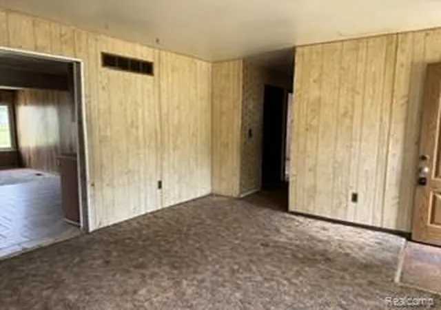 Photo 2 of Sale Pending at 29108 Riveroak Dr, Romulus, MI 48174 3020 | MLS# 61014127 | Listing updated on 2026-09-03