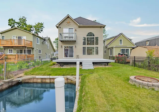 Photo 2 of Single family home for sale at 37909 Sunnybrook St, Harrison Twp, MI 48045 | MLS# 50219788 | Listing updated on 2026-09-02