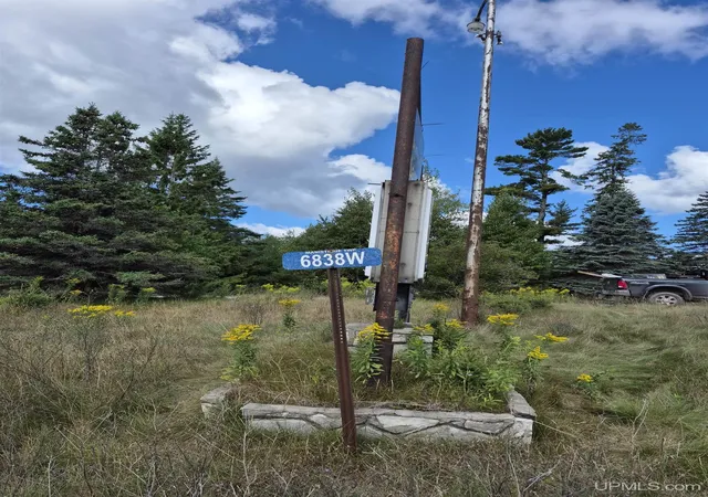 5th image of 6838 W Us Hwy 2 Hwy, Manistique, MI 49854 | MLS# 50198806