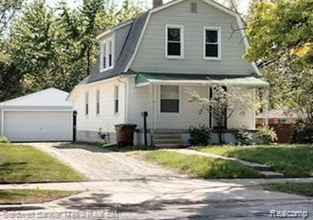 Homes for sale in Pontiac, MI | 48 Columbia Avenue Avenue, Pontiac, MI 48340 | MLS# 60992533
