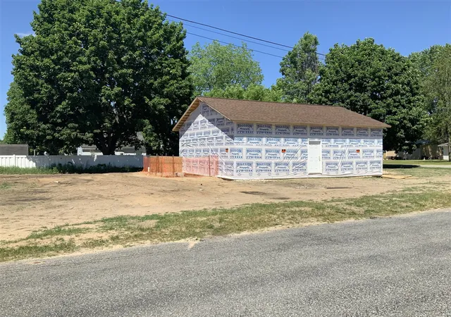 2nd image of 209 Lincoln St, Luther, MI 49656 | MLS# 70537951