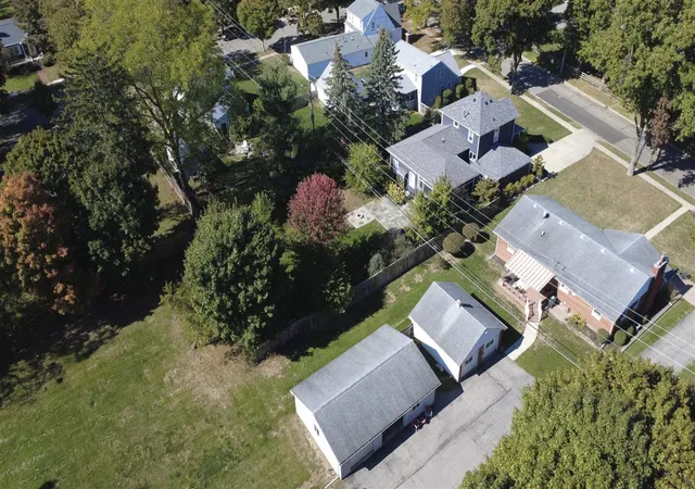 57th image of 410 Washington St, Chelsea, MI 48118 | MLS# 70499349
