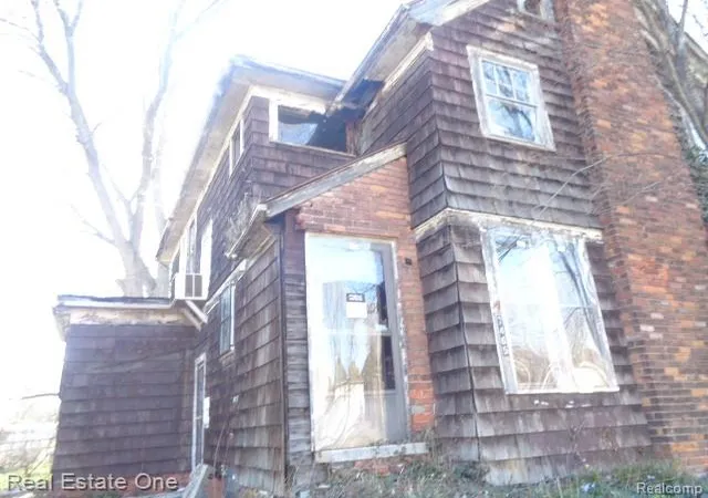 Photo 2 of Sale Pending at 7465 14th Street, Detroit, MI 48206 2642 | MLS# 60983848 | Listing updated on 2026-09-18