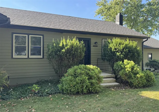 Homes for sale in Edwardsburg, MI | 27201 Stuart St, Edwardsburg, MI 49112 | MLS# 70543320