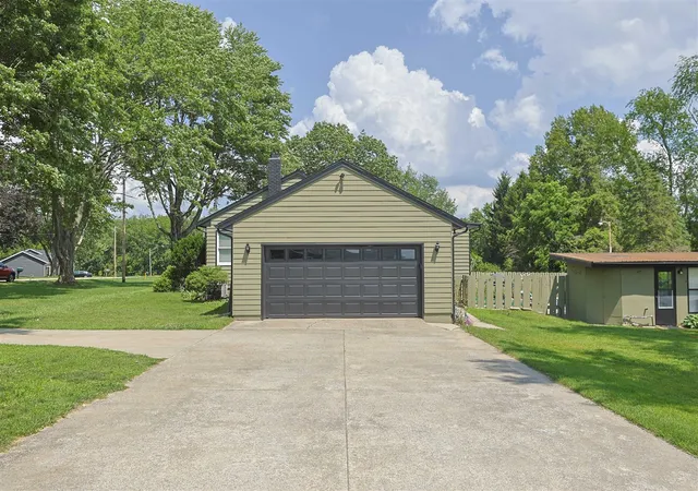 Homes for sale in Edwardsburg, MI | 27201 Stuart St, Edwardsburg, MI 49112 | MLS# 70543320