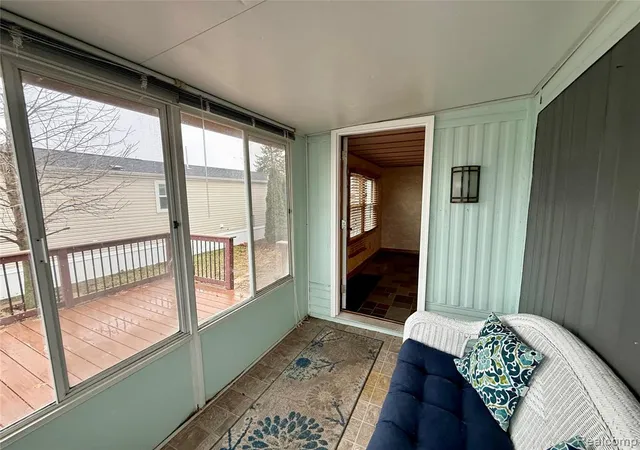 2nd image of 277 Glengarry Ct W, Highland, MI 48357 | MLS# 60971117