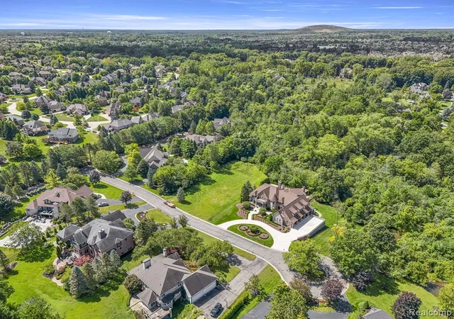 6th image of 18197 Shelley Pond Ct, Northville, MI 48168 | MLS# 60952179