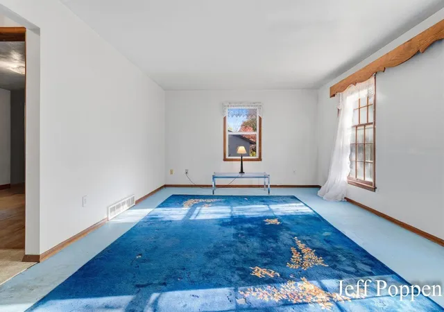 Photo 4 of Single family home for sale at 441 4 Mile Rd, Comstock Park, MI 49321 | MLS# 70565811 | Listing updated on 2026-10-30