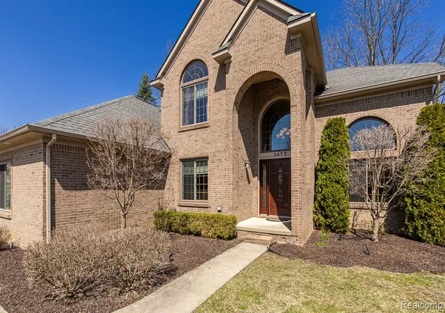 Homes for sale in Auburn Hills, MI | 3472 Paramount Ln, Auburn Hills, MI 48326 | MLS# 60983383