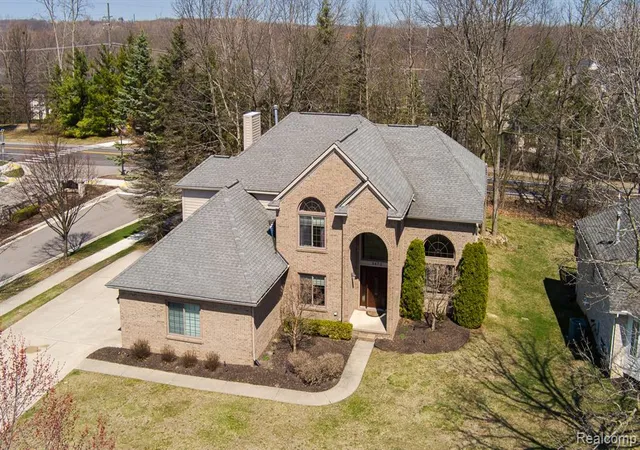 Homes for sale in Auburn Hills, MI | 3472 Paramount Ln, Auburn Hills, MI 48326 | MLS# 60983383
