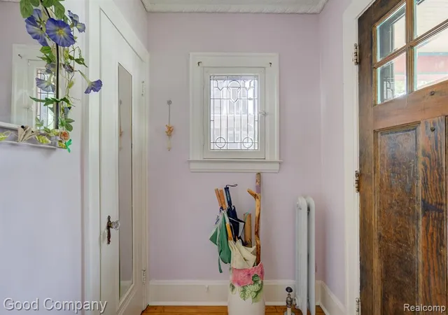 Photo 4 of Single family home for sale at 23 Hanover Rd, Pleasant Ridge, MI 48069 | MLS# 61021773 | Listing updated on 2026-09-05
