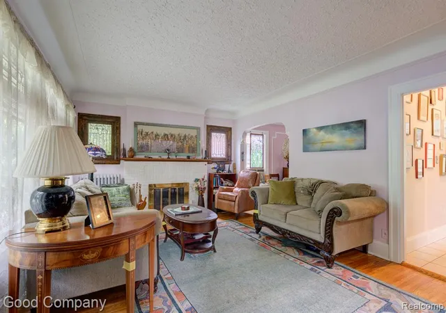 Photo 5 of Single family home for sale at 23 Hanover Rd, Pleasant Ridge, MI 48069 | MLS# 61021773 | Listing updated on 2026-09-05