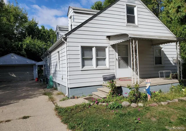 Homes for sale in Warren, MI | 23625 Beierman Ave, Warren, MI 48091 | MLS# 60157558