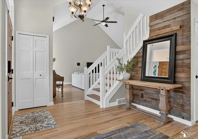 Photo 3 of Sale Pending at 870 Hickory Creek Dr, Temperance, MI 48182 | MLS# 50219595 | Listing updated on 2026-08-29