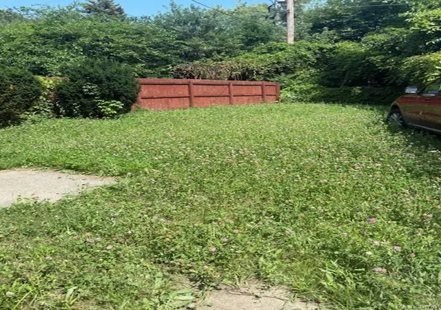 3rd image of 12014 Duchess St, Detroit, MI 48224 | MLS# 60919373