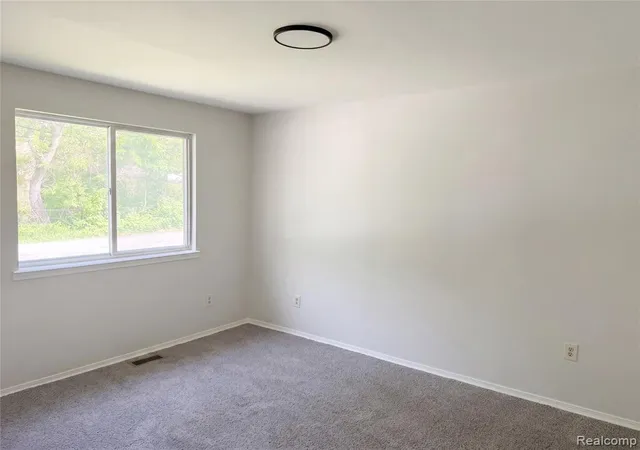 Homes for sale in Farmington Hills, MI | 21425 Averhill St, Farmington Hills, MI 48336 | MLS# 60997685