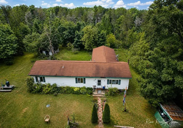 image of 10882 Chase Bridge Rd, Roscommon, MI 48653 | MLS# 50219537