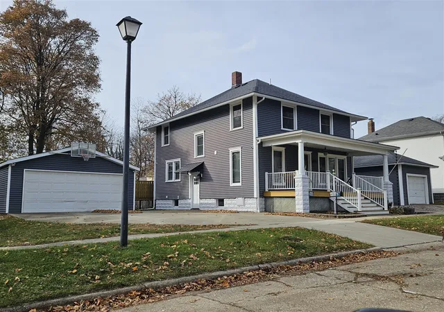 Homes for sale in Saint Joseph, MI | 1210 Guernsey Ct, Saint Joseph, MI 49085 | MLS# 70506621