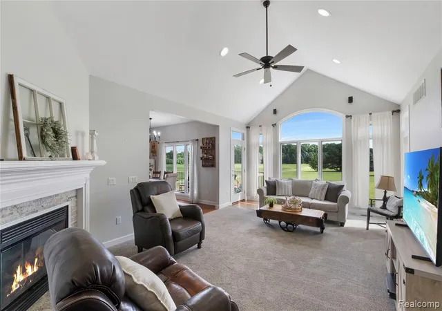 Photo 3 of Sale Pending at 5094 N Oak Rd, Davison, MI 48423 9305 | MLS# 61025467 | Listing updated on 2026-09-29