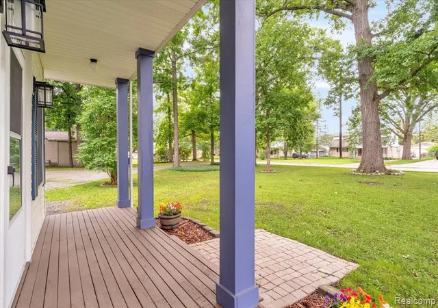 Photo 3 of Single family home for sale at 27769 Gilbert Dr, Warren, MI 48093 4437 | MLS# 61013116 | Listing updated on 2026-10-18