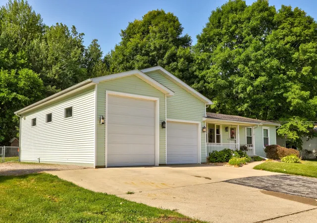 3rd image of 11150 Lange Rd, Birch Run, MI 48415 | MLS# 50214171