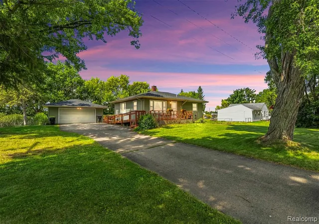 Photo 1 of Single family home for sale at 9093 N Genesee Rd, Mount Morris, MI 48458 9729 | MLS# 61025046 | Listing updated on 2026-09-13