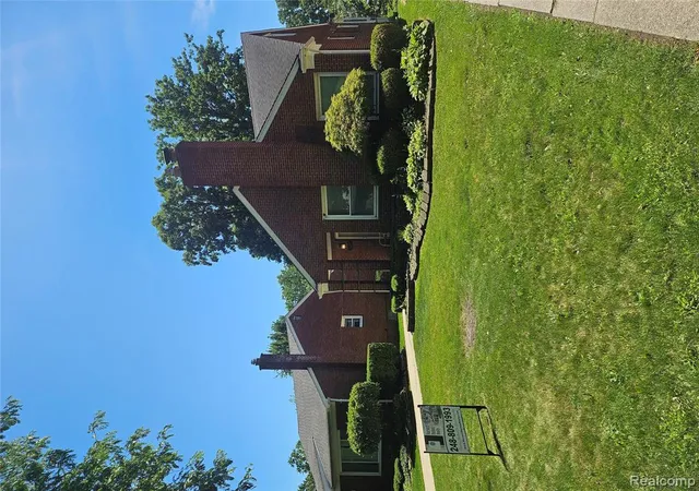 Homes for sale in Harper Woods, MI | 20296 Damman St, Harper Woods, MI 48225 | MLS# 61006690
