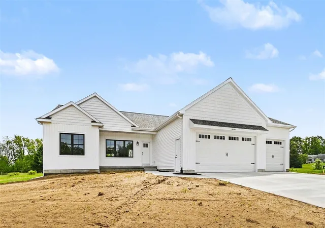 Homes for sale in Hastings, MI | 4051 Hickory Hill Ln, Hastings, MI 49058 | MLS# 70534896