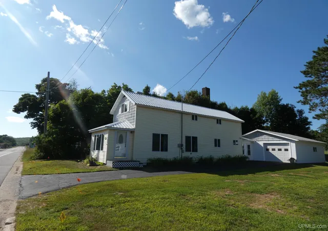 Photo 3 of Single family home for sale at 340 North St, Bergland, MI 49910 | MLS# 50219126 | Listing updated on 2026-08-25