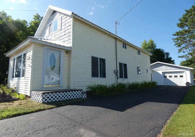 Photo 3 of Single family home for sale at 340 North St, Bergland, MI 49910 | MLS# 50219126 | Listing updated on 2026-08-25