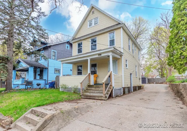 2nd image of 1007 Watkins St, Grand Rapids, MI 49507 | MLS# 70495503