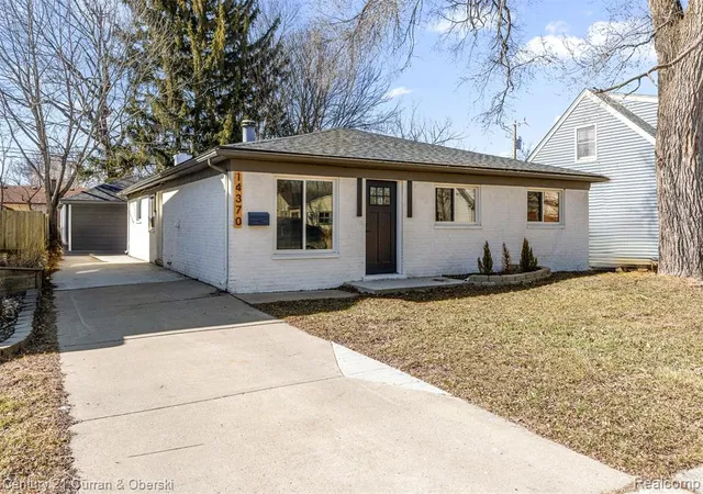 Homes for sale in Southgate, MI | 14370 Pearl St, Southgate, MI 48195 | MLS# 61010938