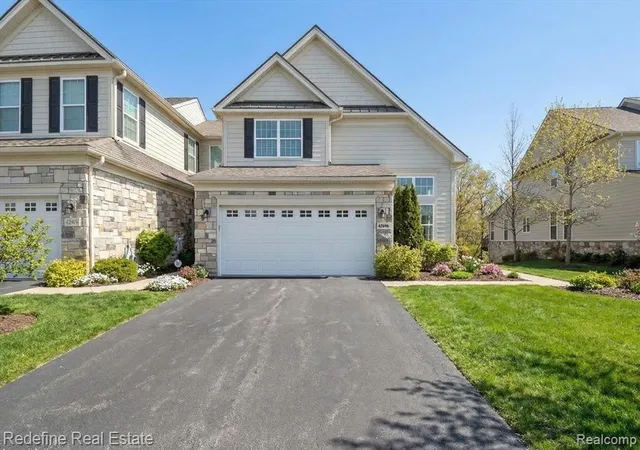 Homes for sale in Novi, MI | 42896 Cardinal Wy, Novi, MI 48375 | MLS# 60965826