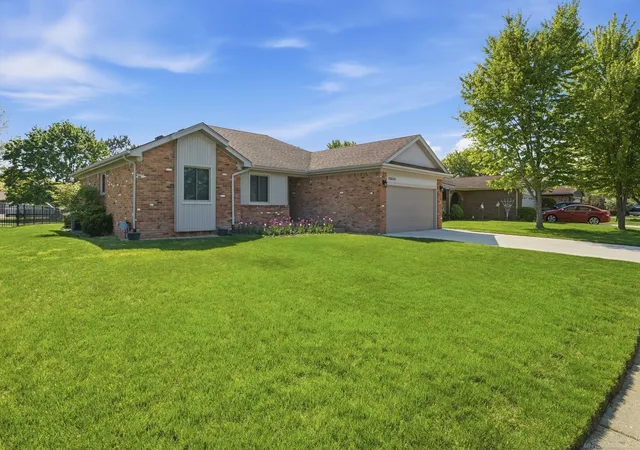 Photo 2 of Single Family Residence at 46346 Hollowoode Ln, Macomb, MI 48044 | MLS# 50210005 | | Sold on 2026-07-09