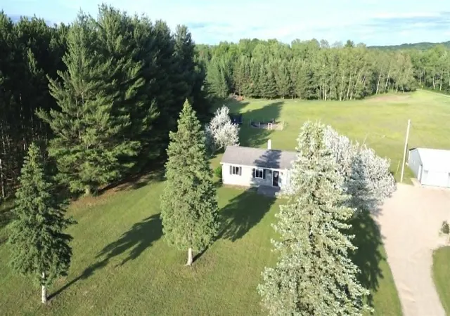 Homes for sale in Evart, MI | 5236 110Th Ave, Evart, MI 49631 | MLS# 70538991