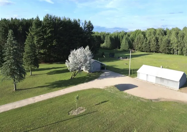 Homes for sale in Evart, MI | 5236 110Th Ave, Evart, MI 49631 | MLS# 70538991