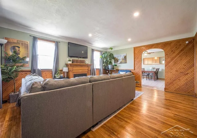 Photo 5 of Single Family Residence at 606 S Mercer St, Pinconning, MI 48650 | MLS# 50210090 | | Sold on 2026-07-10