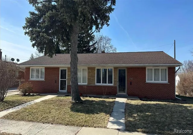 1st image of 27099 Demrick St, Roseville, MI 48066 | MLS# 60971877