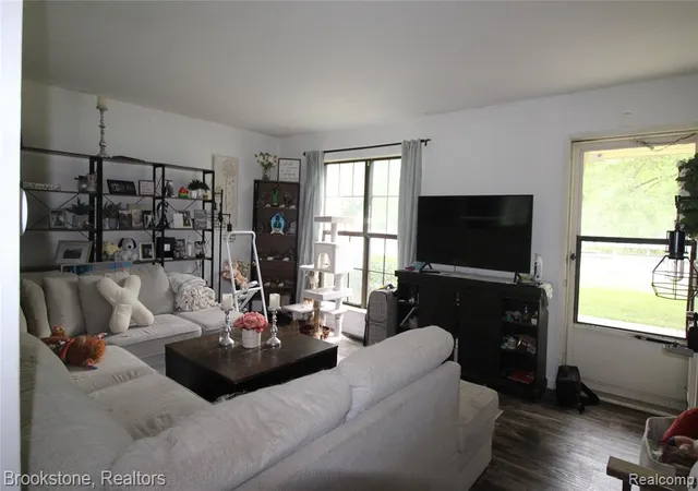 Photo 3 of Condo for sale at 48632 Sugarbush Rd #6, Chesterfield, MI 48047 | MLS# 61019402 | Listing updated on 2026-09-04