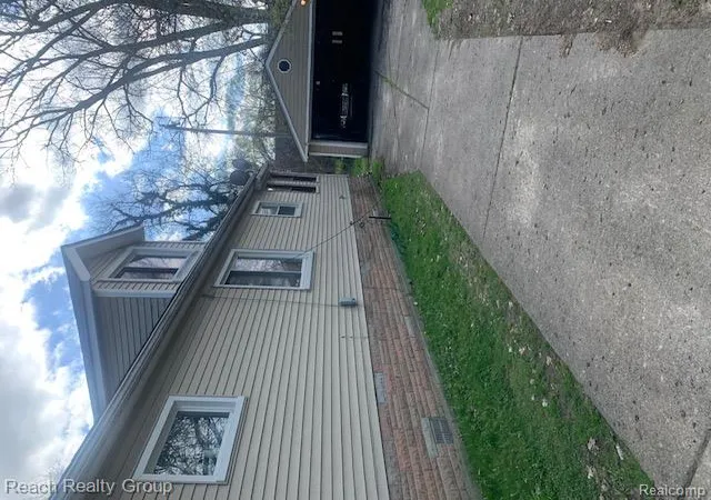 3rd image of 13623 Penrod St, Detroit, MI 48223 | MLS# 60989590