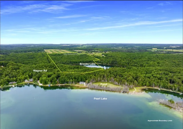 Homes for sale in Empire, MI | 0 Pettengill Rd, Empire, MI 49630 | MLS# 80070657