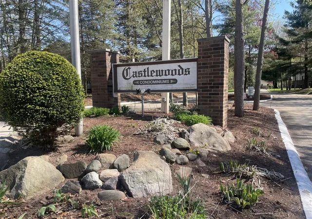 Photo 1 of Sale Pending at 35815 Hunter Ave, Westland, MI 48185 | MLS# 70528384 | Listing updated on 2026-05-13