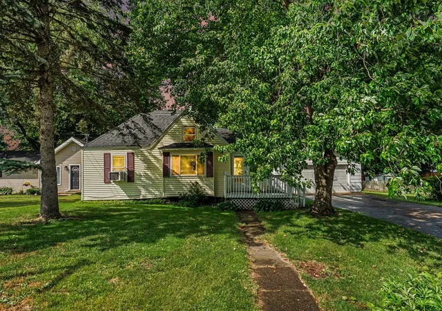 16th image of 312 Mechanic St, Stockbridge, MI 49285 | MLS# 70538175