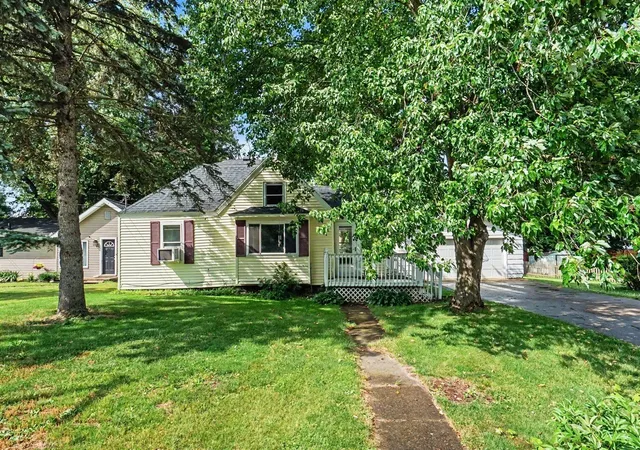 1st image of 312 Mechanic St, Stockbridge, MI 49285 | MLS# 70538175