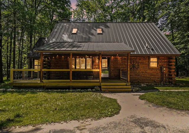 Homes for sale in Farwell, MI | 4882 White Birch Ln, Farwell, MI 48622 | MLS# 50211543